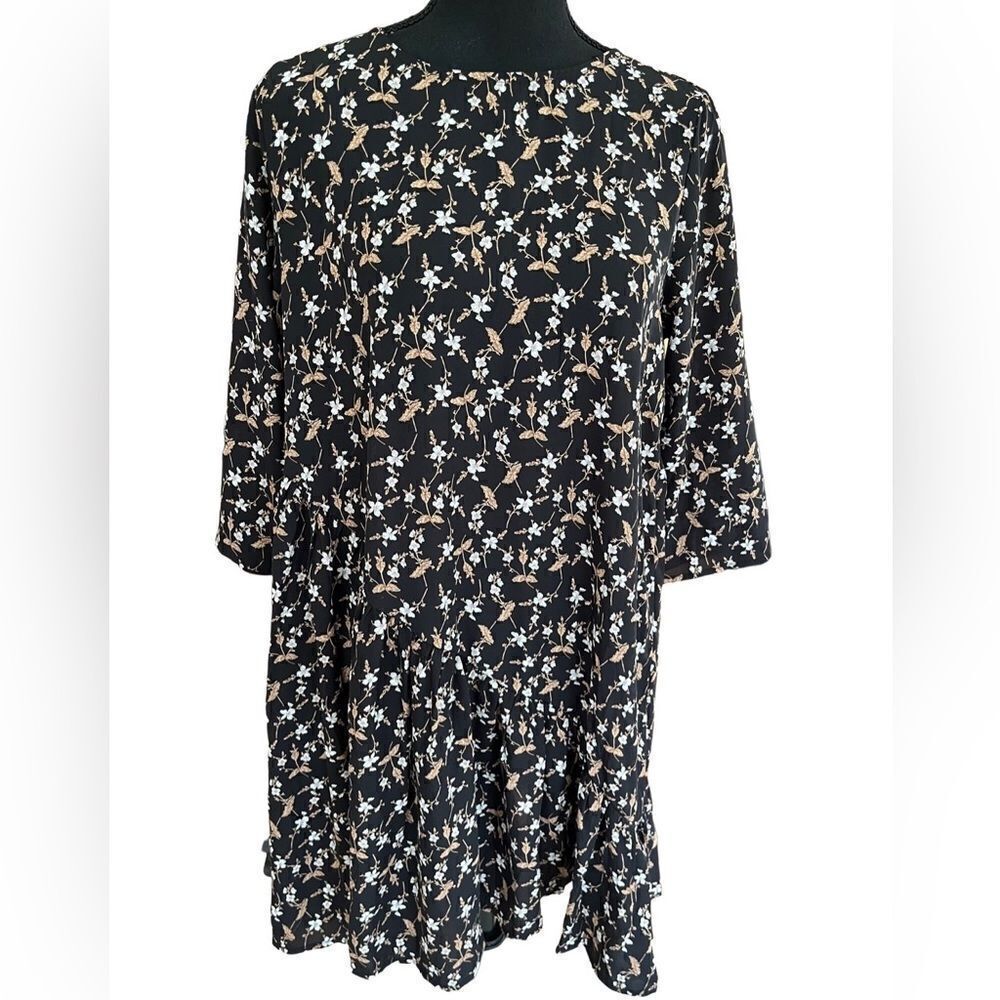 New with tags Hayden floral babydoll style with ruffle dress size S